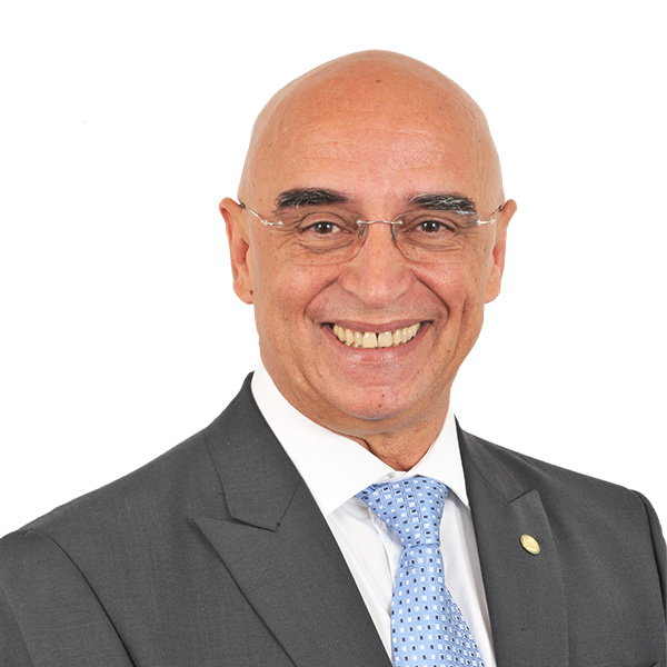 mario-heringer-frente-biografia