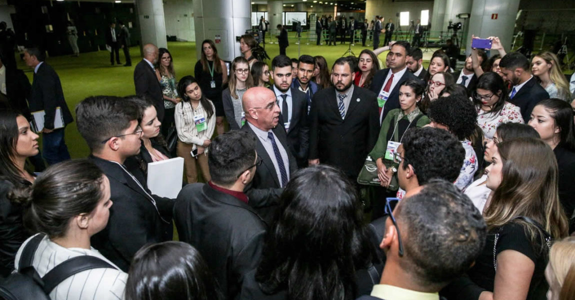 Dr. Mário comanda Estágio Visita marcado por participação feminina