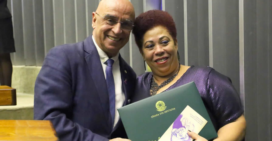 Dr. Mário celebra mulheres guerreiras