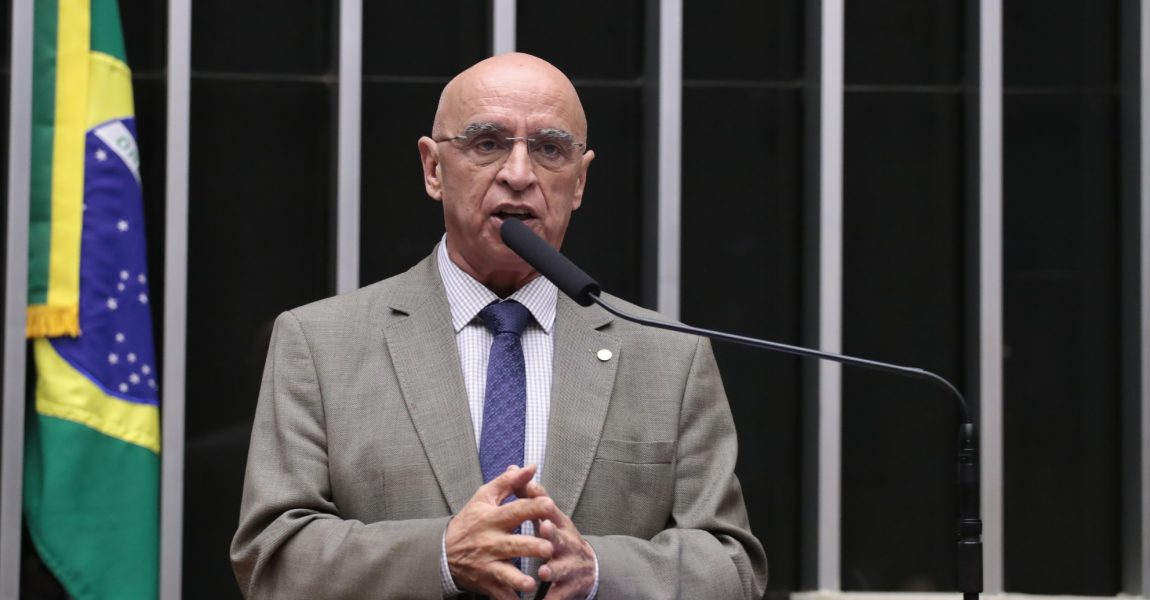 Dr. Mário propõe medida para coibir abusos em visitas a unidades de saúde