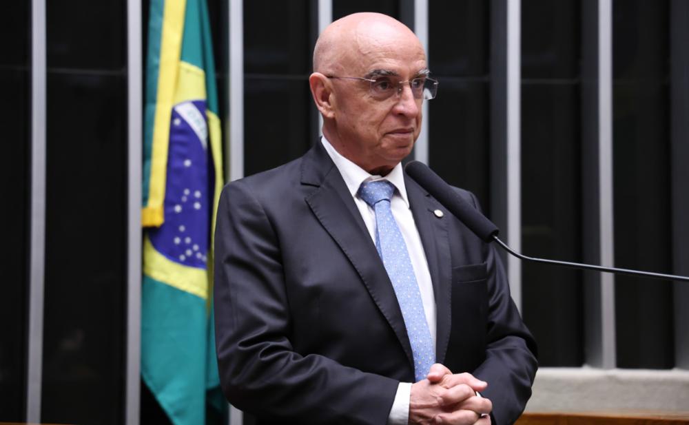 Dr. Mário Heringer é reeleito um dos “100 Cabeças do Congresso”